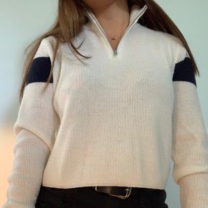 Brandy Melville Cropped Knit Sweater